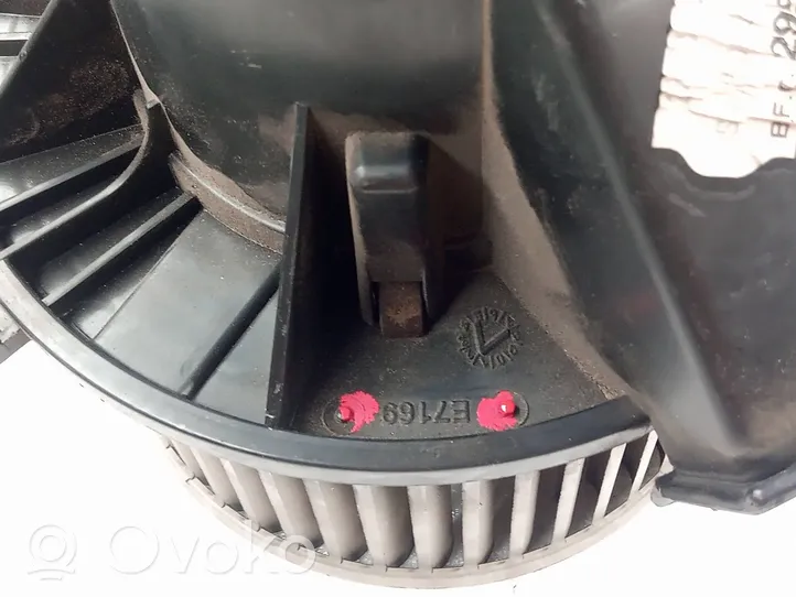 Volkswagen Crafter Scatola alloggiamento climatizzatore riscaldamento abitacolo assemblata E7169