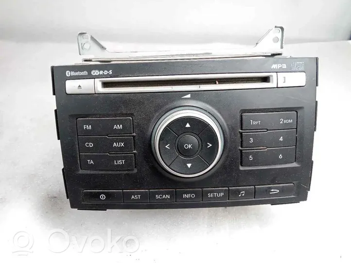 Skoda Octavia Mk2 (1Z) Panel / Radioodtwarzacz CD/DVD/GPS 961601H050