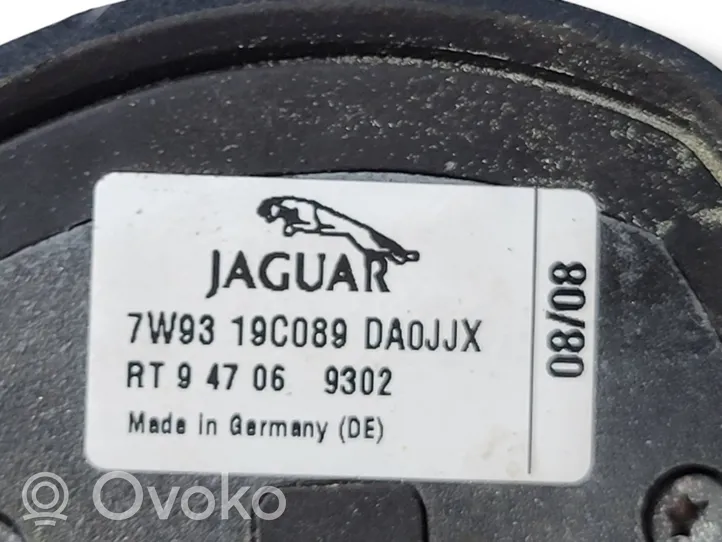 Jaguar XJ X308 GPS-pystyantenni 7W9319C089DA