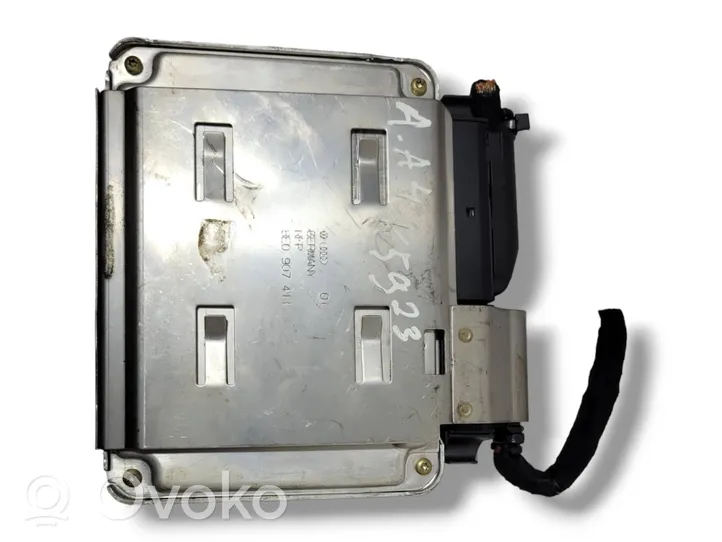 Audi A4 S4 B6 8E 8H Calculateur moteur ECU 8E0907411