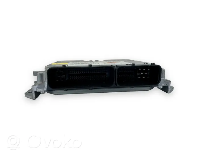 Nissan X-Trail T30 Komputer / Sterownik ECU silnika 23710ES65D