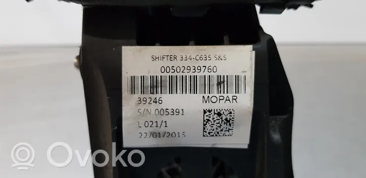 Fiat 500X Drążek zmiany biegów 55263197