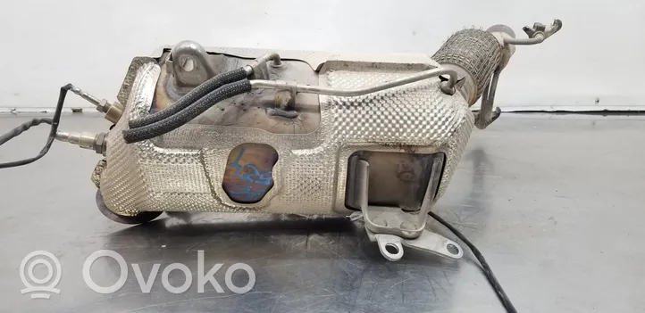 BMW X1 E84 Filtr cząstek stałych Katalizator / FAP / DPF 18308513951