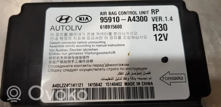 KIA Carens III Poduszki powietrzne Airbag / Komplet 84710A4100WK