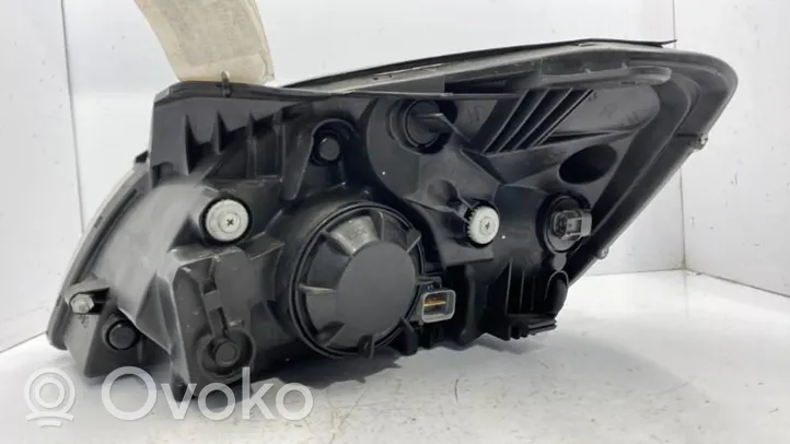 KIA Rio Lampa przednia 921021G031