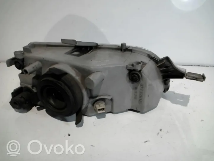 Fiat Punto (176) Phare frontale 46402660