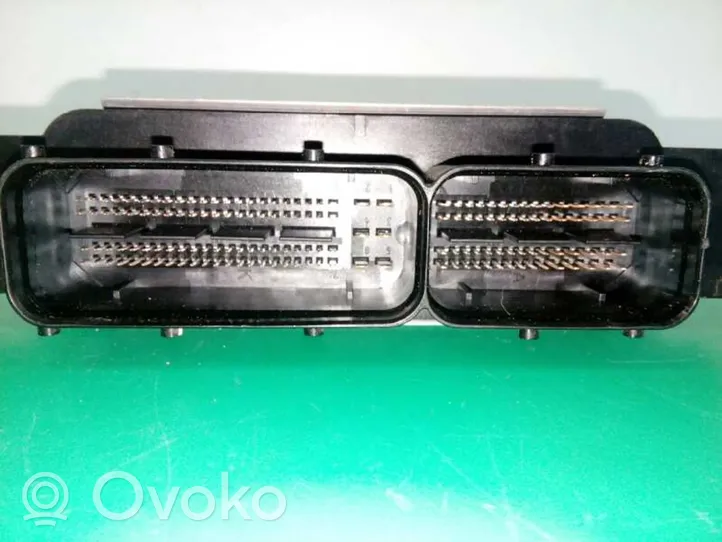 Seat Leon (5F) Sterownik / Moduł ECU 04E907309A