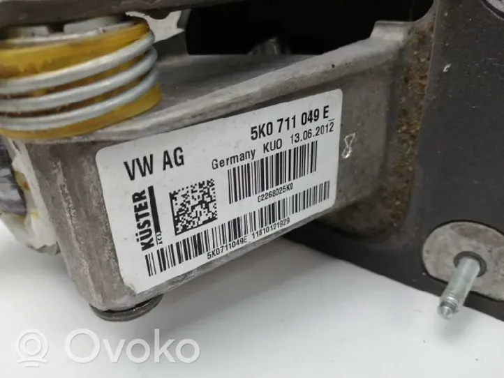Volkswagen Scirocco Механизм переключения передач (кулиса) (в салоне) 1K0711061B