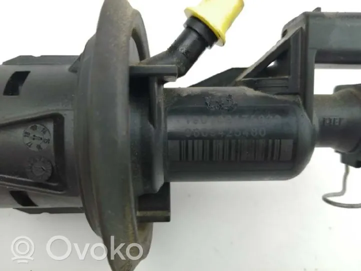 Citroen C4 II Picasso Główny cylinder sprzęgła 9809425480