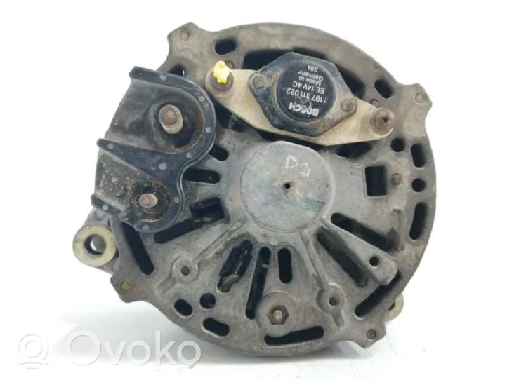 Mercedes-Benz 100 W631 Lichtmaschine 0120469590