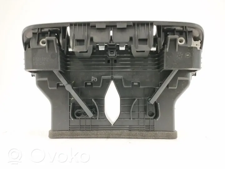 Opel Mokka X Griglia di ventilazione centrale cruscotto 95437803