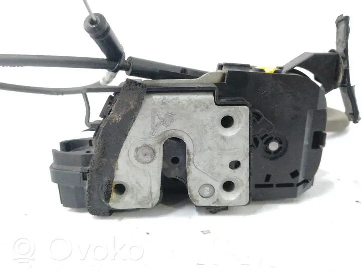 Renault Clio IV Zamek drzwi przednich 805003529R