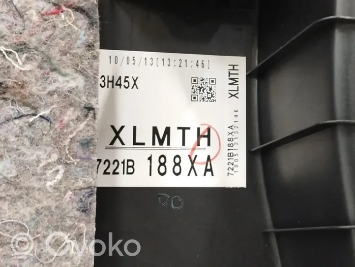 Mitsubishi Outlander Garniture de panneau carte de porte avant 7221B188XA