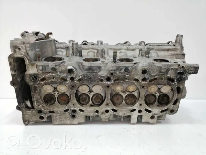 Nissan Primera Engine head 