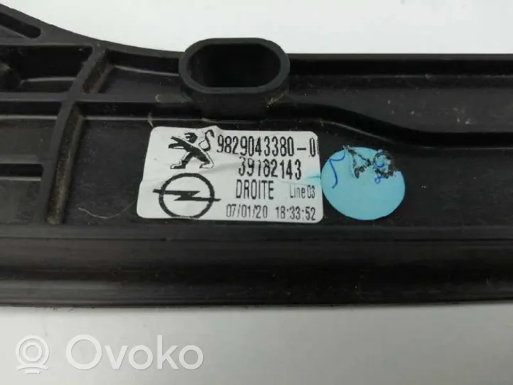 Opel Corsa F Lève-vitre électrique de porte avant 39182143