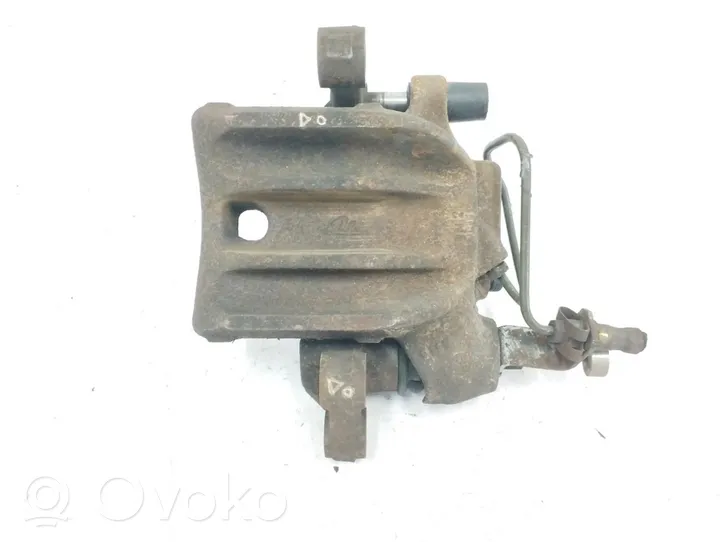 Audi 200 Pinza del freno anteriore 441615108A