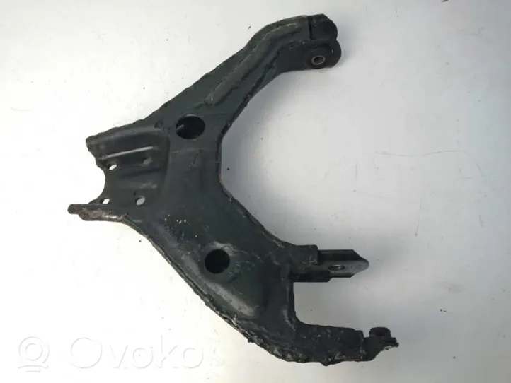 SsangYong Musso Triangle bras de suspension inférieur avant 4450205005