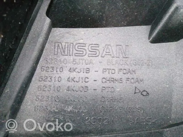 Nissan Navara D23 Etusäleikkö 623104KJ1C