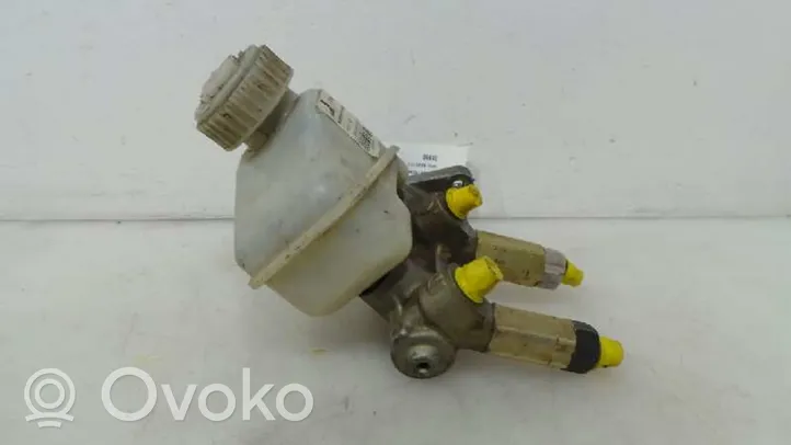 Opel Kadett E Główny cylinder hamulca 558034