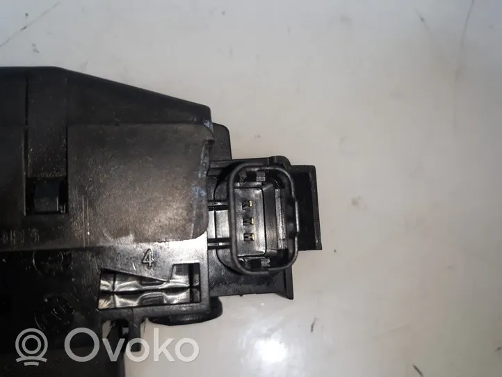 Citroen C4 Cactus Tailgate lock latch 9816195380