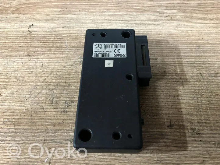 Mercedes-Benz S W220 Voice control module 2208200985