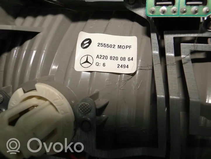 BMW i3 Lampa zderzaka tylnego A2208200864