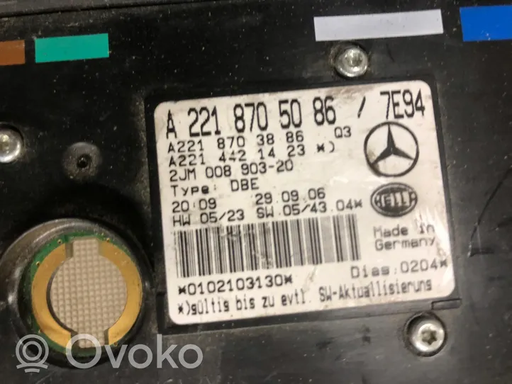 Mercedes-Benz S W221 Panel oświetlenia wnętrza kabiny A2218705086