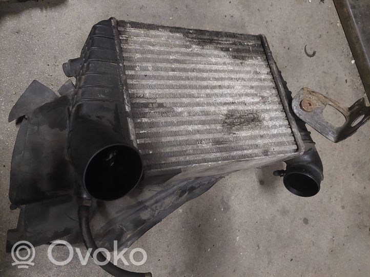 Audi A6 S6 C4 4A Chłodnica powietrza doładowującego / Intercooler 4a0145805k