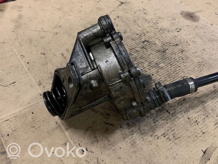 Volvo V70 Vacuum pump 074145100