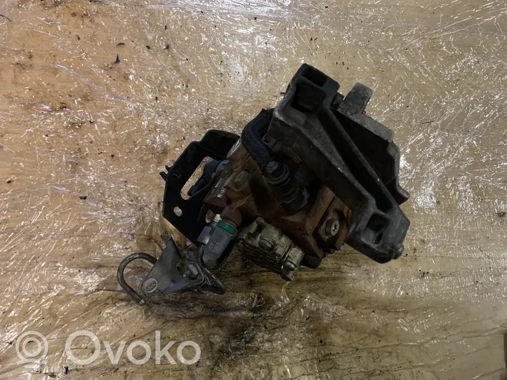 Citroen C4 I Polttoaineen ruiskutuksen suurpainepumppu 9683703780