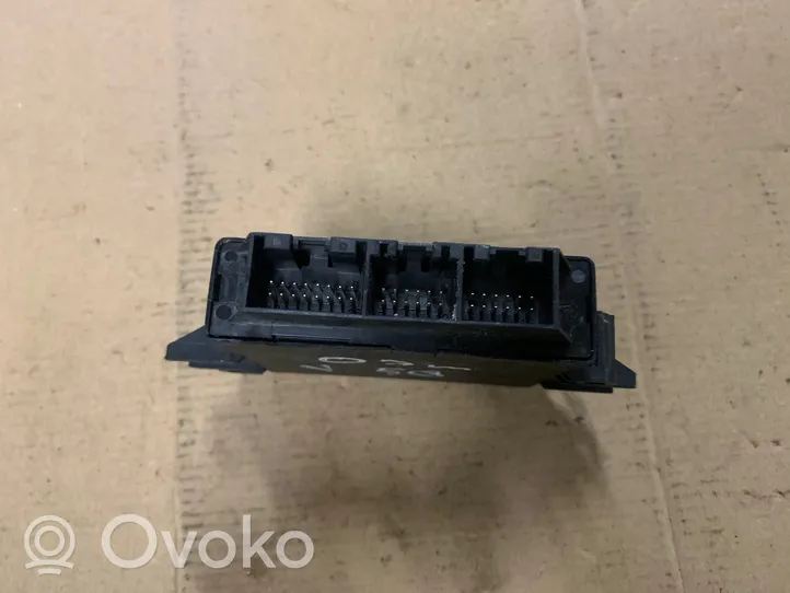 Volvo V50 Parking PDC control unit/module 8673137