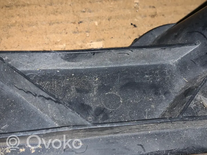 Volkswagen Golf V Staffa di rinforzo montaggio del paraurti anteriore 1K0807889A