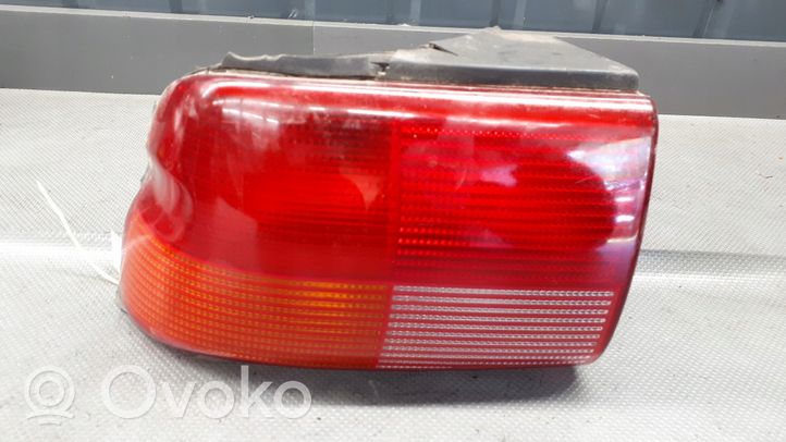 Ford Escort Luci posteriori 93AG13A603AA
