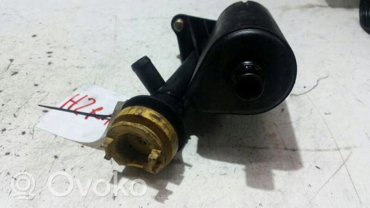 Renault Scenic I Separatore dello sfiato dell’olio 7700115060