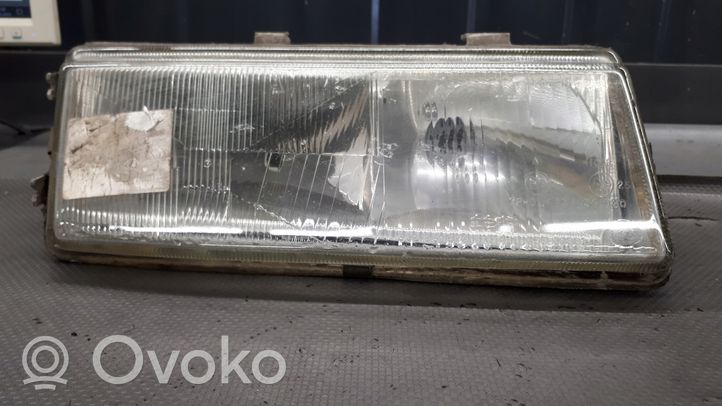 Seat Toledo I (1L) Lampa przednia 302961572