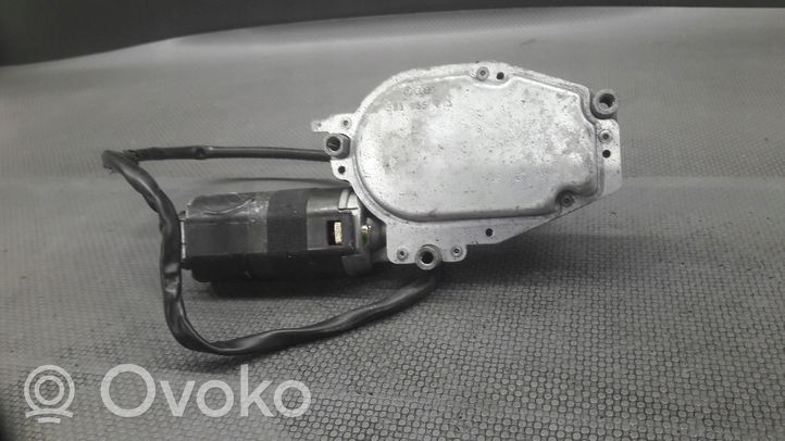 Volkswagen Scirocco Wischermotor Heckscheibe 533955713