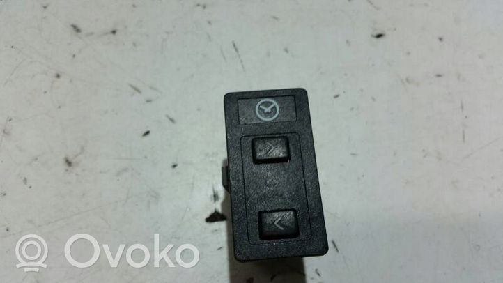 Volvo 760 Inne przełączniki i przyciski 1362336