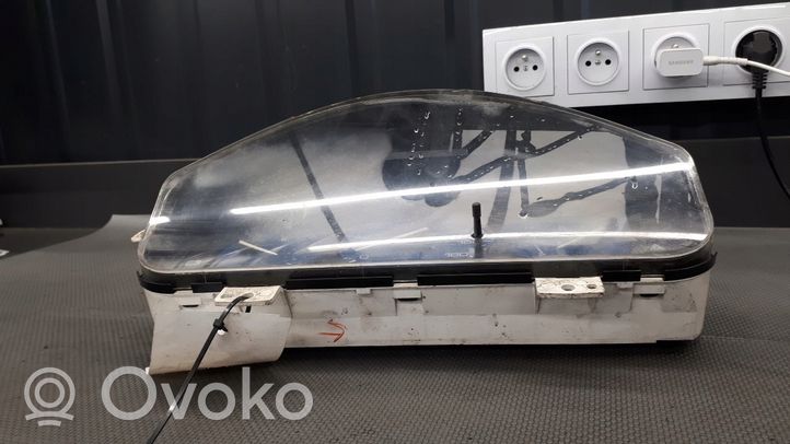 Mazda 121 Tachimetro (quadro strumenti) 769118890