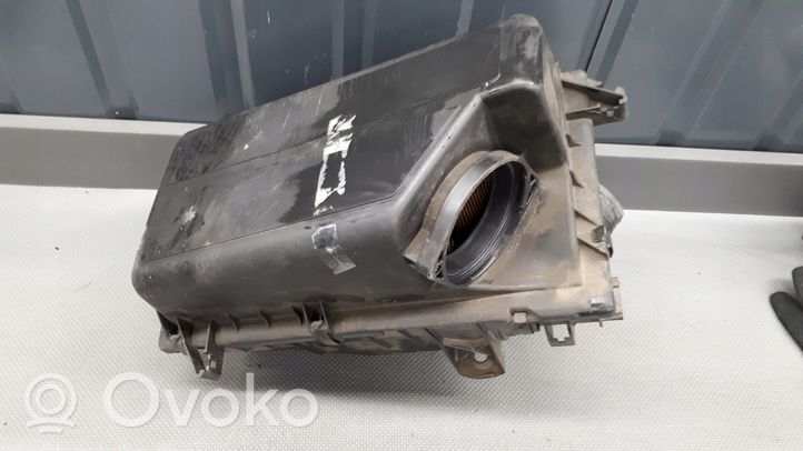 Volvo S70  V70  V70 XC Boîtier de filtre à air 9445349