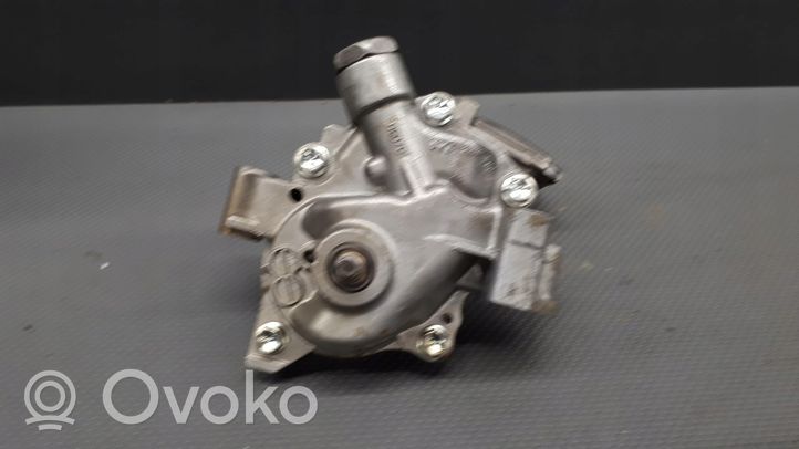 Toyota Auris 150 Tepalo siurblys 1510037030