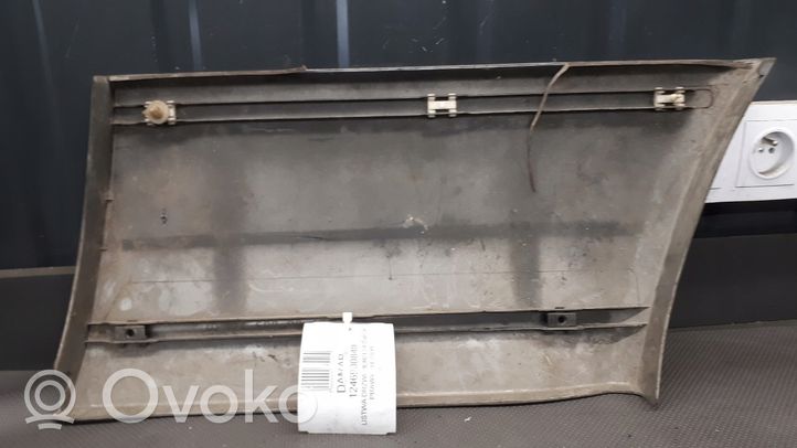 Mercedes-Benz E W124 Listwa błotnika tylnego 1246900840