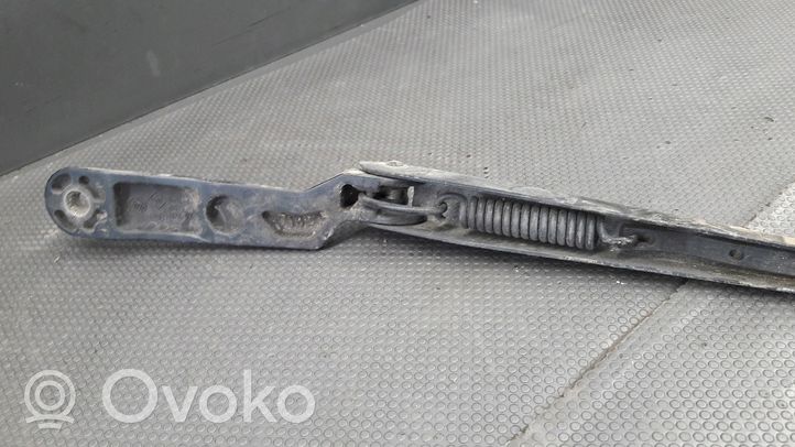 Skoda Octavia Mk1 (1U) Etupyyhkimen sulan varsi 1U1955409
