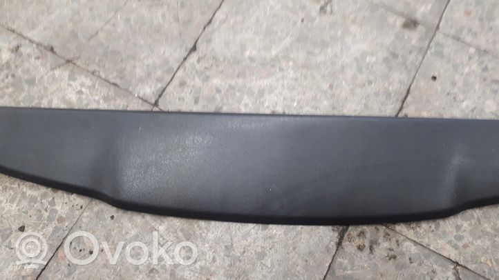 Renault Megane II Rivestimento superiore del portellone posteriore/bagagliaio 8200128758