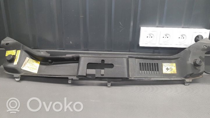 Volvo S40 Viršutinė dalis radiatorių panelės (televizoriaus) 30674608