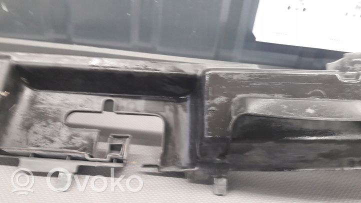 Volvo S40 Staffa del pannello di supporto del radiatore parte superiore 30674608