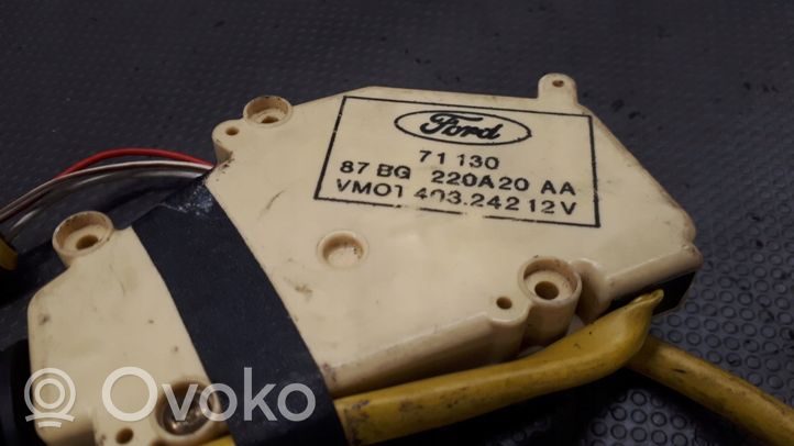 Ford Sierra Keskuslukituksen moottori 87bg220a20aa