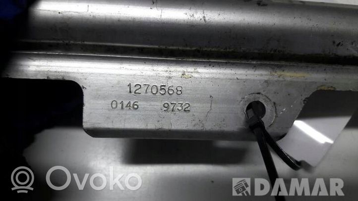Volvo S70  V70  V70 XC Listwa wtryskowa 1270568