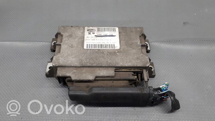 Fiat 500 Cinquecento Calculateur moteur ECU 46475180