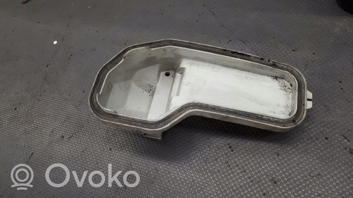 Alfa Romeo 155 Osłona żarówki lampy przedniej 1305239058