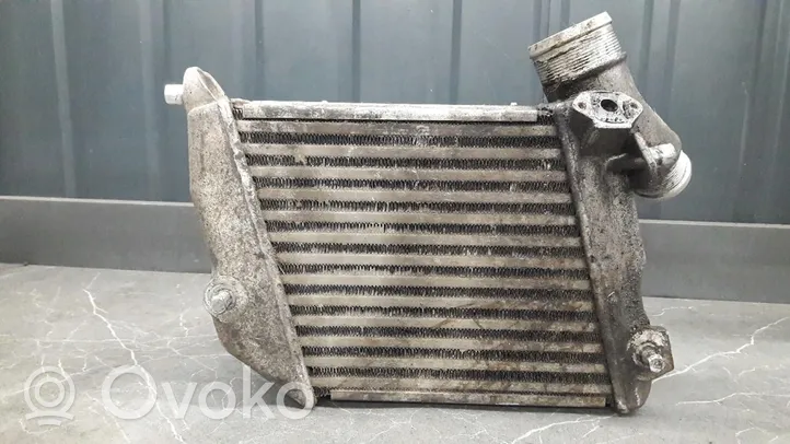 Audi A8 S8 D5 Chłodnica powietrza doładowującego / Intercooler 4E0145806J